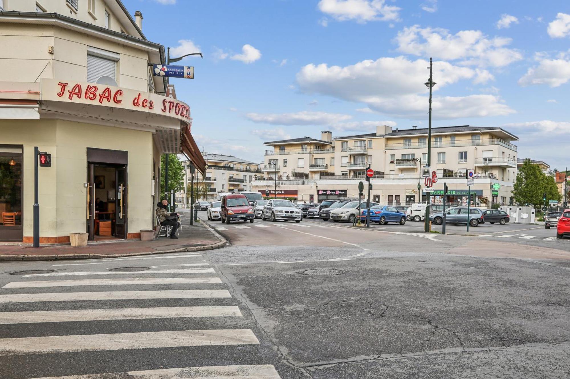 Comfortable Studio Dowtown Corbeil-Essonnes Exterior foto